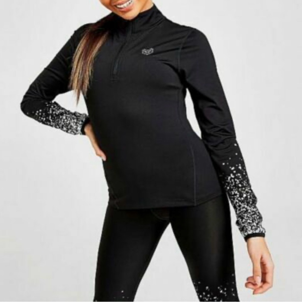 Chic Black Long Sleeve Top with Speckled Sleeves